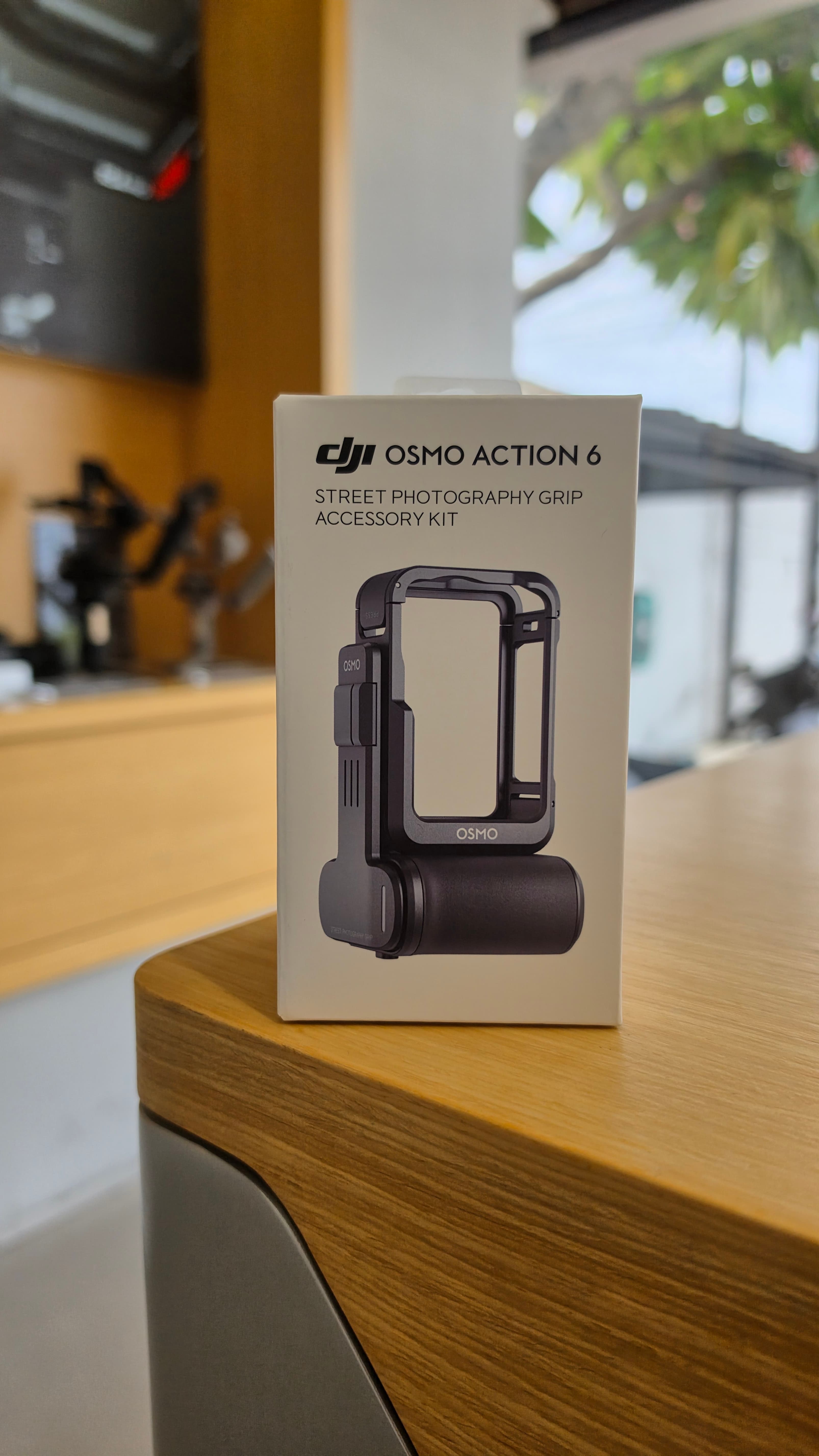 DJI Osmo Action 6 Street Photography Grip Accessory Kit
